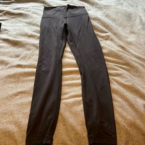 Lululemon leggings. In very good condition